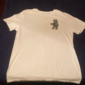 Used men’s t shirt